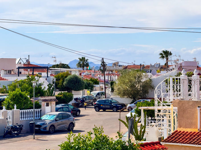 Image No.27-2 Bed Villa for sale