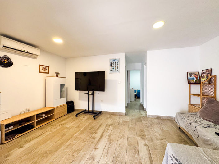 Image No.31-2 Bed Villa for sale