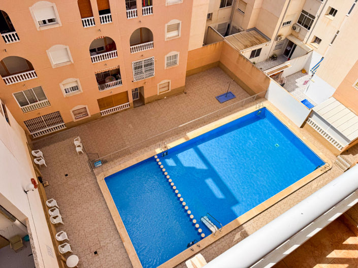 Image No.17-2 Bed Apartment for sale