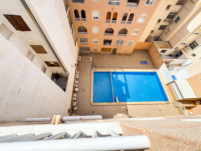 Image No.18-2 Bed Apartment for sale