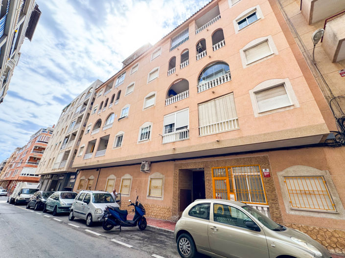 Image No.33-2 Bed Apartment for sale