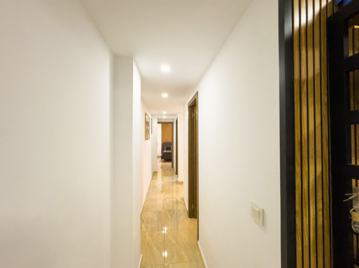 Image No.20-4 Bed Apartment for sale