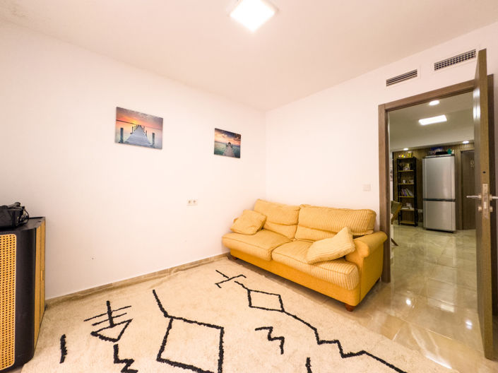 Image No.9-4 Bed Apartment for sale