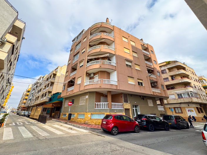 Image No.1-2 Bed Apartment for sale