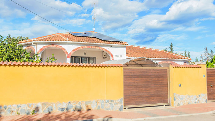 Image No.1-5 Bed Villa for sale