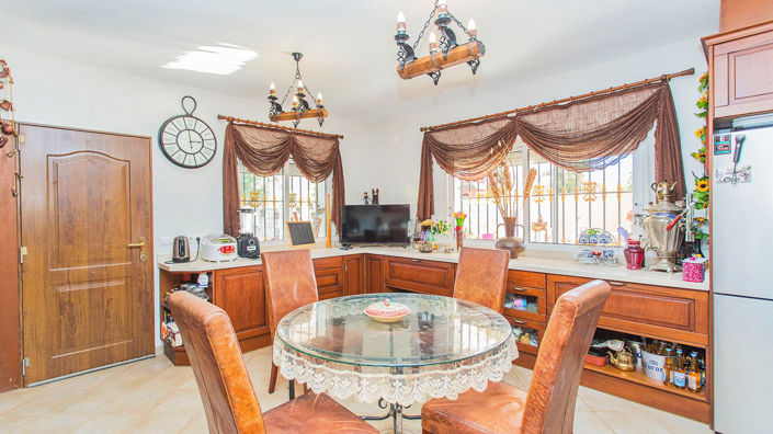 Image No.24-5 Bed Villa for sale