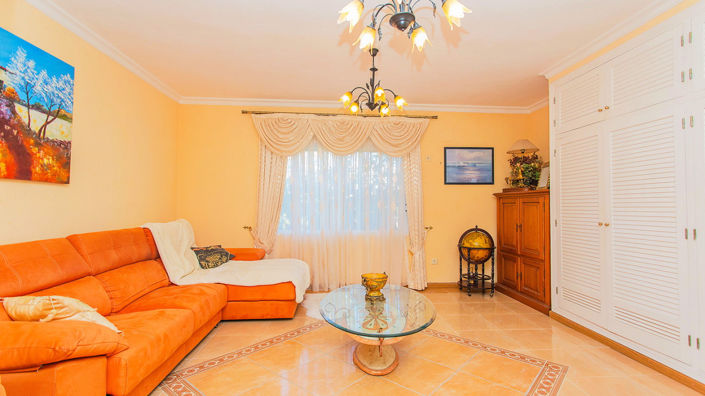 Image No.30-5 Bed Villa for sale