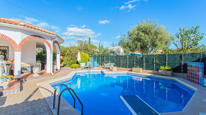 Image No.7-5 Bed Villa for sale