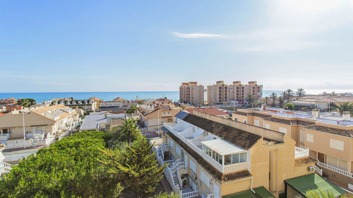 Image No.20-2 Bed Apartment for sale