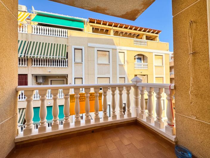 Image No.1-3 Bed Apartment for sale