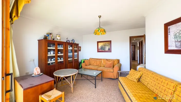 Image No.82-3 Bed Apartment for sale