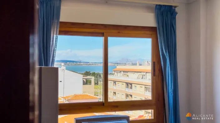 Image No.91-3 Bed Apartment for sale