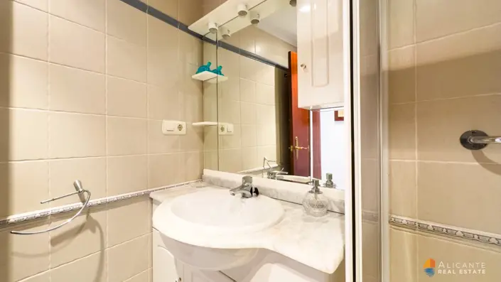 Image No.83-3 Bed Apartment for sale