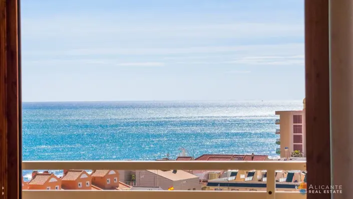 Image No.66-3 Bed Apartment for sale