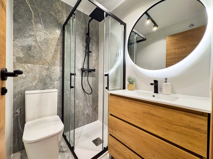 Image No.12-4 Bed Apartment for sale