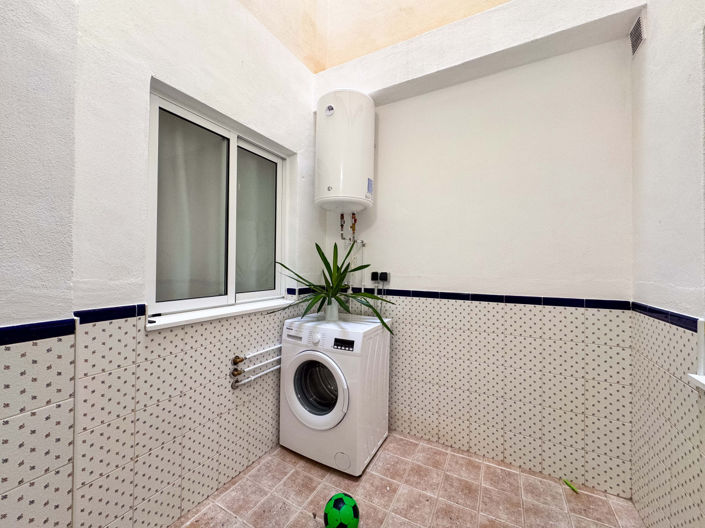 Image No.19-4 Bed Apartment for sale