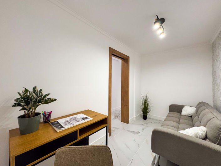 Image No.22-4 Bed Apartment for sale