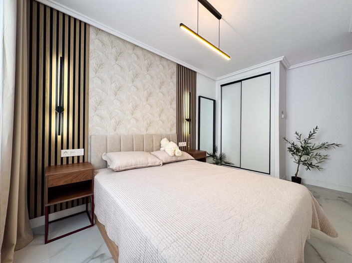 Image No.4-4 Bed Apartment for sale