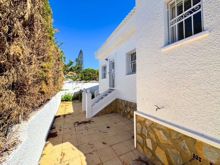 Image No.13-4 Bed Villa for sale