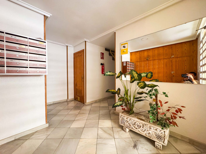 Image No.16-2 Bed Apartment for sale