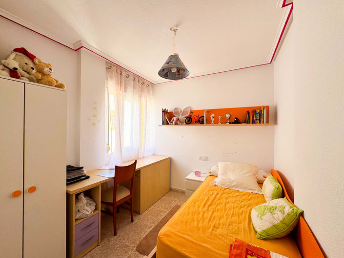 Image No.1-3 Bed Townhouse for sale