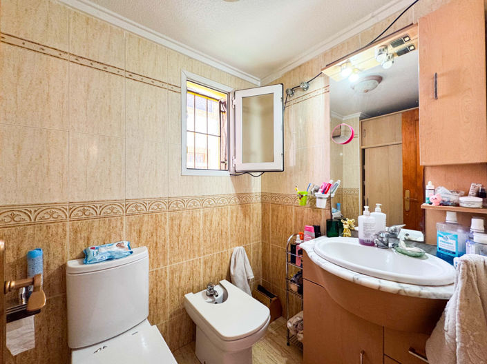 Image No.14-3 Bed Townhouse for sale