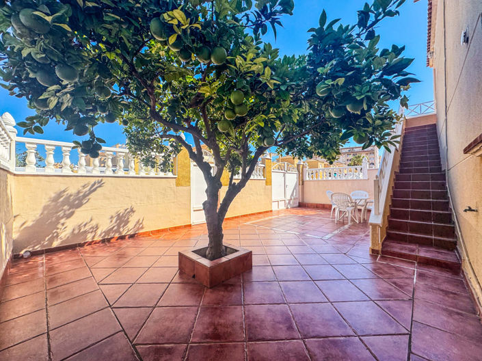 Image No.9-Villa de 2 chambres à vendre à Torrevieja