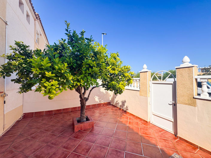 Image No.5-Villa de 2 chambres à vendre à Torrevieja