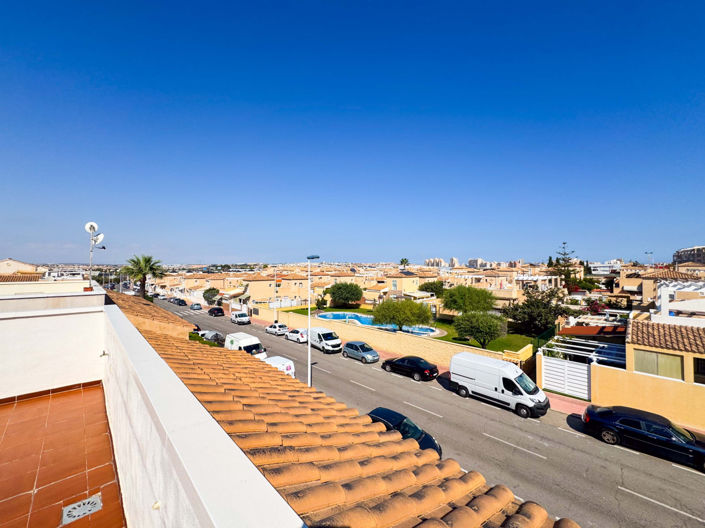 Image No.47-Villa de 2 chambres à vendre à Torrevieja