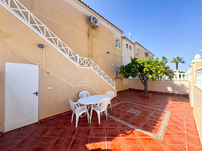 Image No.6-Villa de 2 chambres à vendre à Torrevieja