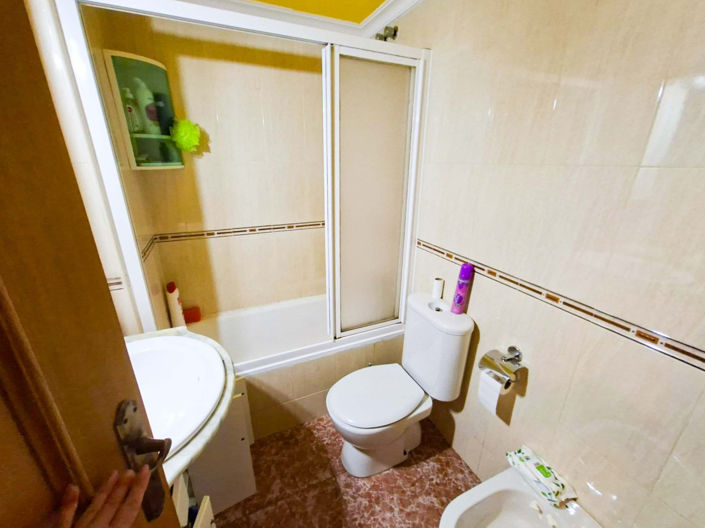 Image No.21-3 Bed Apartment for sale