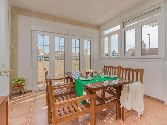 Image No.14-3 Bed Townhouse for sale