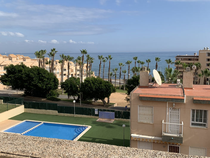 Image No.16-2 Bed Townhouse for sale