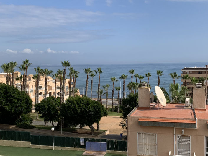 Image No.18-2 Bed Townhouse for sale