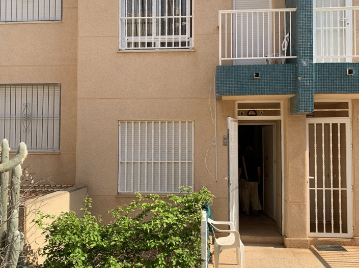 Image No.2-2 Bed Townhouse for sale