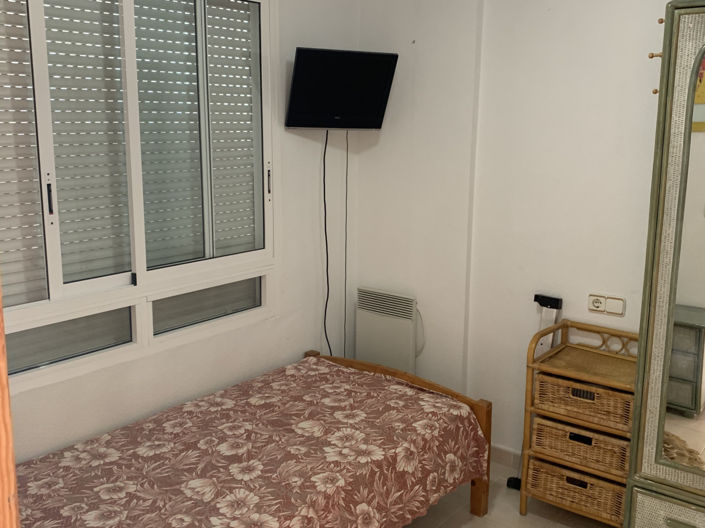 Image No.23-2 Bed Townhouse for sale