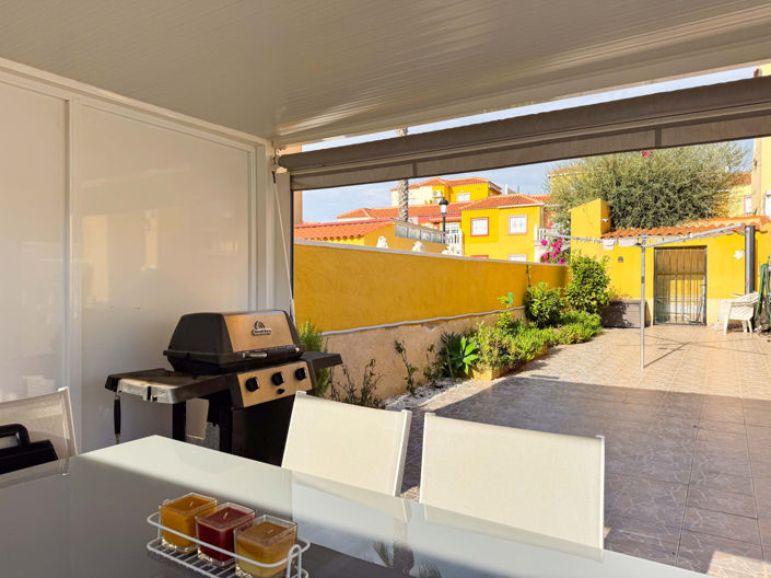 Image No.34-2 Bed Townhouse for sale