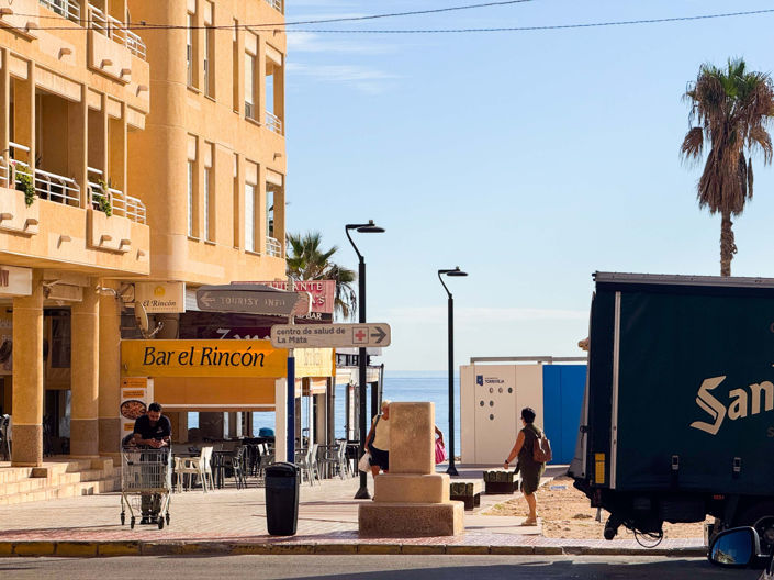 Image No.33-4 Bed Apartment for sale