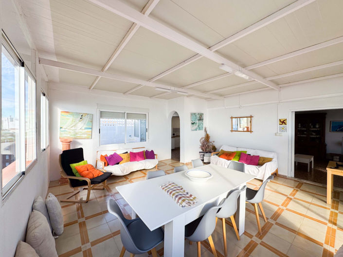 Image No.47-4 Bed Apartment for sale