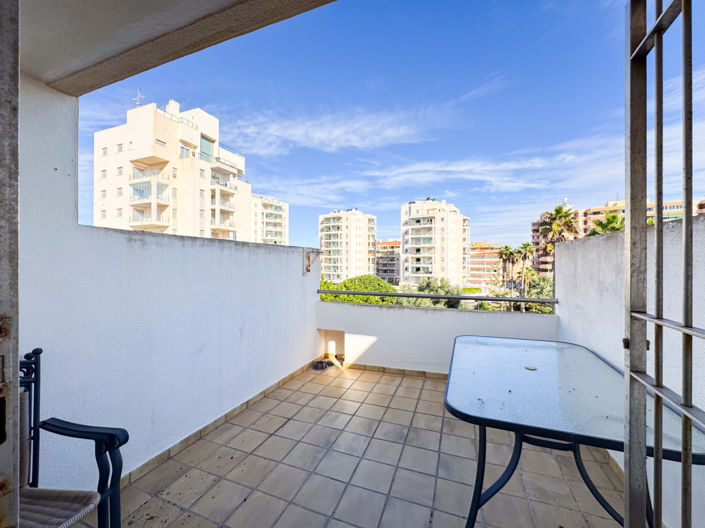 Image No.1-2 Bed Townhouse for sale