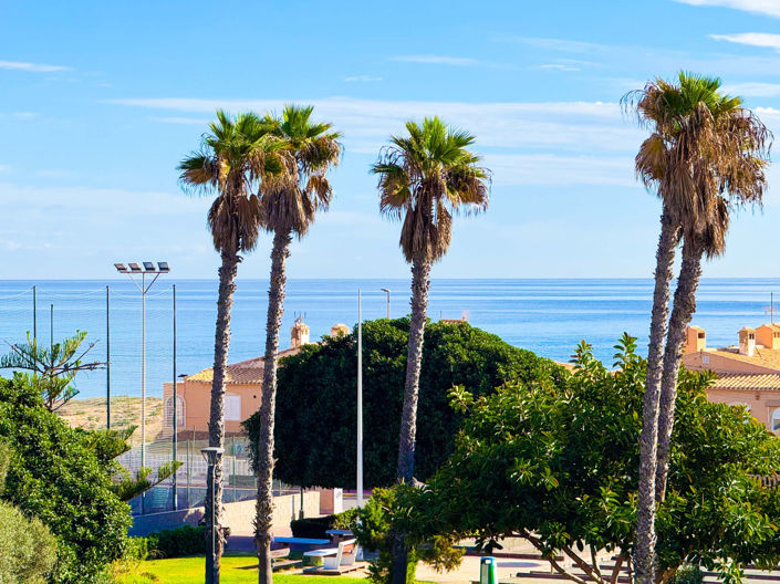 Image No.19-2 Bed Townhouse for sale