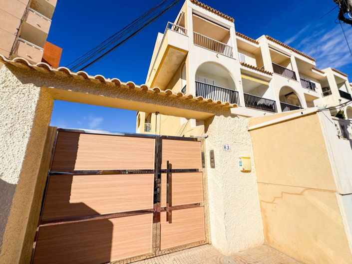 Image No.23-2 Bed Townhouse for sale