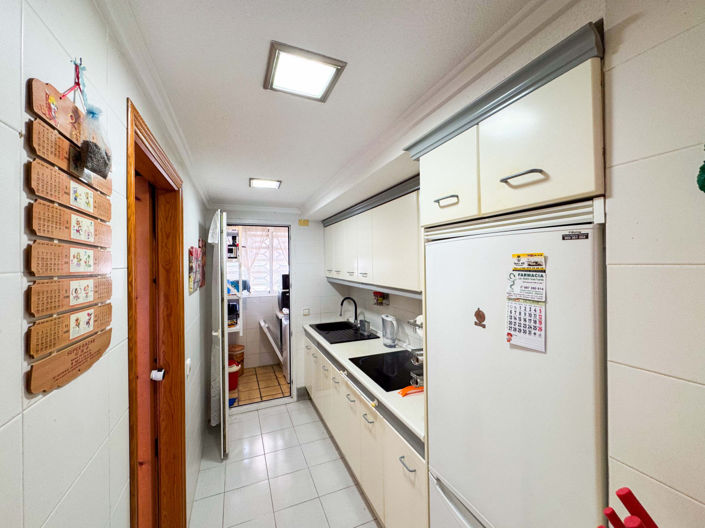 Image No.31-2 Bed Townhouse for sale