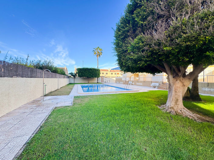 Image No.4-2 Bed Townhouse for sale