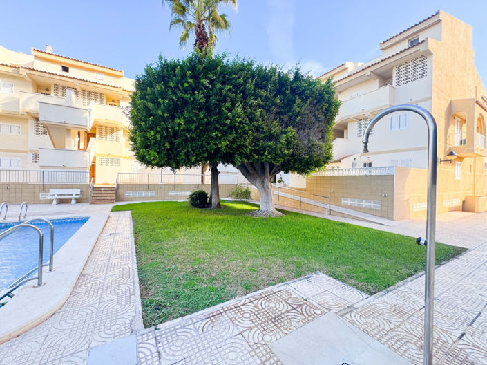 Image No.5-2 Bed Townhouse for sale