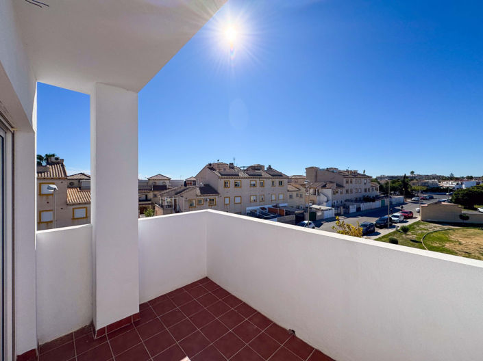 Image No.16-2 Bed Apartment for sale