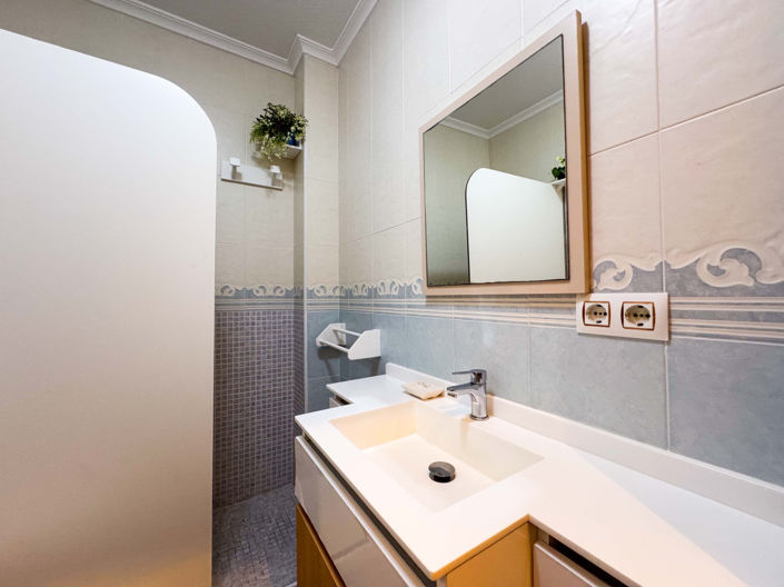 Image No.19-2 Bed Apartment for sale