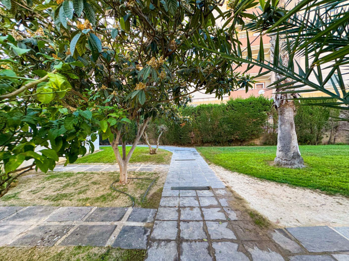 Image No.25-1 Bed Apartment for sale