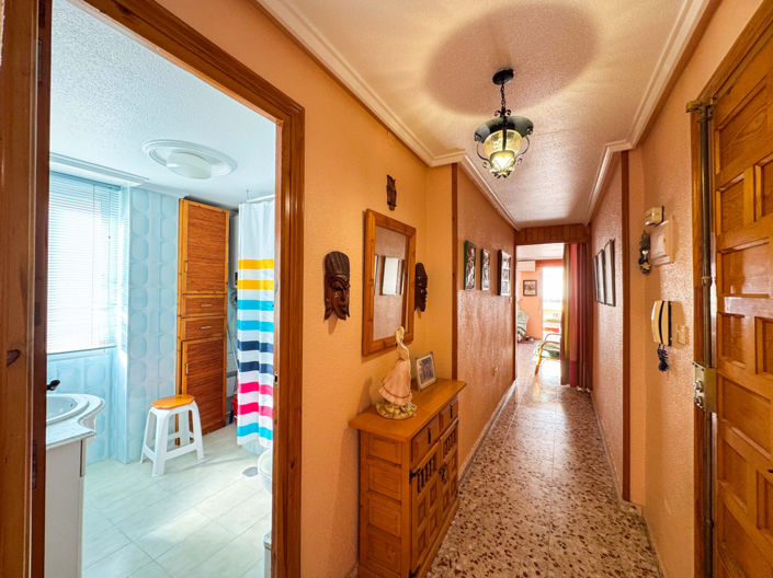 Image No.17-3 Bed Apartment for sale