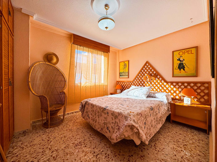 Image No.20-3 Bed Apartment for sale